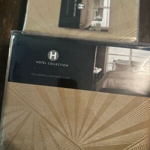 NWT Hotel Collection comforter and 2 shams Queen size  Taupe/goldish color